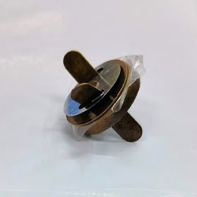 https://prejdiikonci.eu/clients/120/images/catalog/products/15096f717a21874a_kopche metalno magnit chanta18mm.jpg